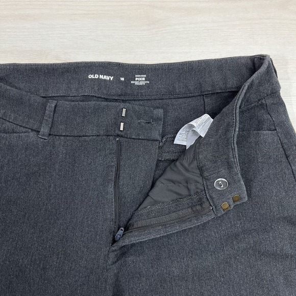 Old Navy High Rise Pixie Curvy Pants Womens 16 Gray Chino Secret Smooth Pockets - Picture 3 of 9